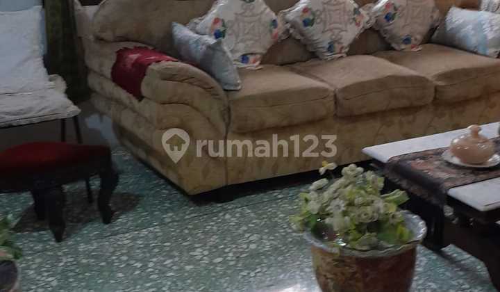 DIJUAL RUMAH DI PONDOK GEDE, LOKASI STRATEGIS - NEGO 2