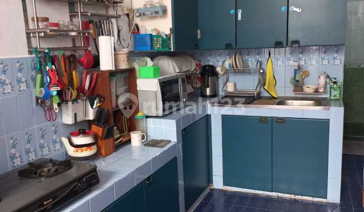 DIJUAL RUMAH DI SENEN, PUSAT KOTA, LOKASI STRATEGIS DAN NYAMAN 2