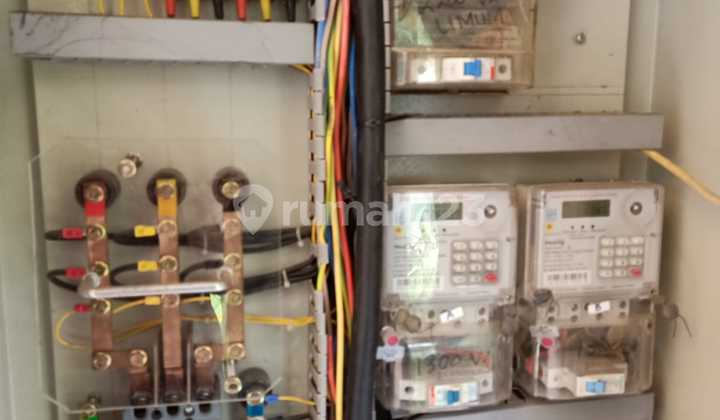 For Rent 4+1 Bedroom House Ready to Occupy in BSD Anggrek Loka 2