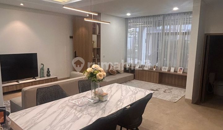 Disewakan Rumah Full Furnished Siap Huni di Tanah Kayu, Bsd City
