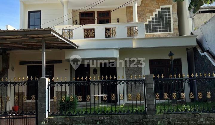 Beautiful House for Rent Ready to Occupied in Griyaloka BSD City (Minimum Lease 2 Years)