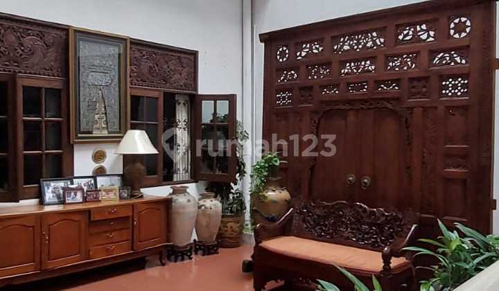 For Quick Sale Large House in Pancoran, South Jakarta 2