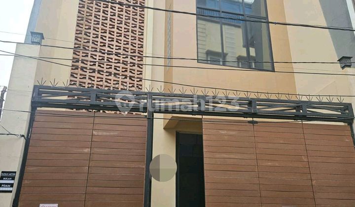 Dijual Rumah 3.5 Lantai Uk.6x15 Di Tambora Shm Renov Bagus Rapi Dijual Rumah 3.5 Lantai Uk.6x15 Di Tambora Shm Renov Bagus Rapi