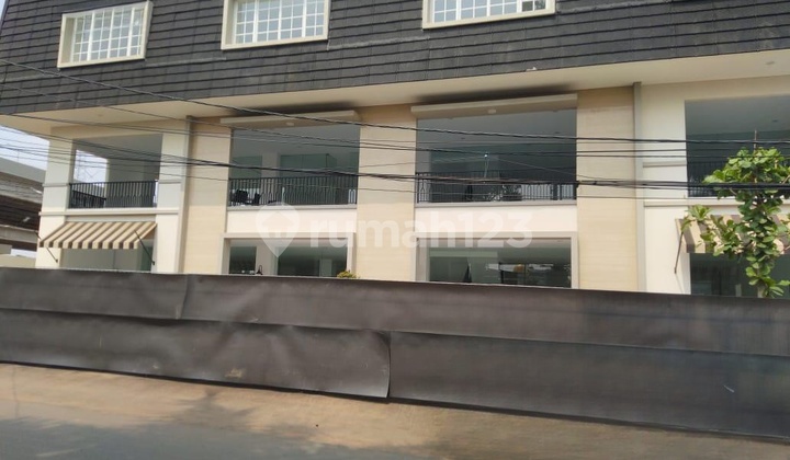 Sewa Gedung Kantor Kalimalang 3 Lt + Basement Strategis Siap Huni