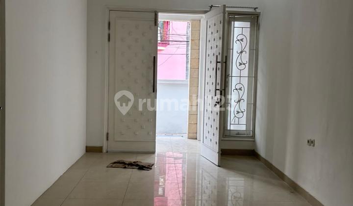 Jual Rumah Sunter 1 Lt Row Jalan 3 Mobil Uk. 6x20 Bagus Terawat