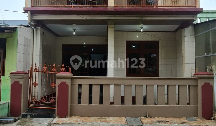 For Sale Fast!!! 2-Story House In East Bekasi SHM Ready to Live In Good For Sale Fast!!! 2-Story House In East Bekasi SHM Ready to Live In Good