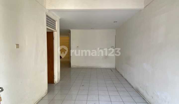 Rumah 2 Lantai Standar Janur Asri Siap Huni Lokasi Strategis 2