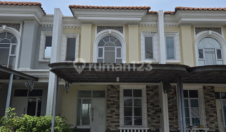 Rumah Minimalis Modern 2 Lantai Jakarta Garden City Cluster La Seine