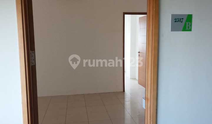 Strategically Located Unfurnished Gading Greenhill Apartment