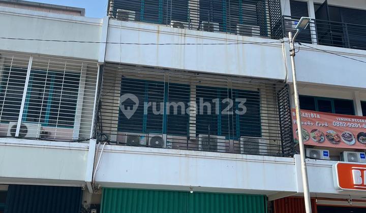 Ruko 3.5 Lantai Gading Kirana Lokasi Strategis