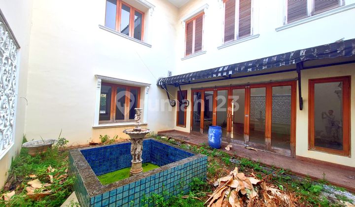 Rumah Cantik Modern Classic di Radio Dalam Gandaria Jakarta Selatan 2