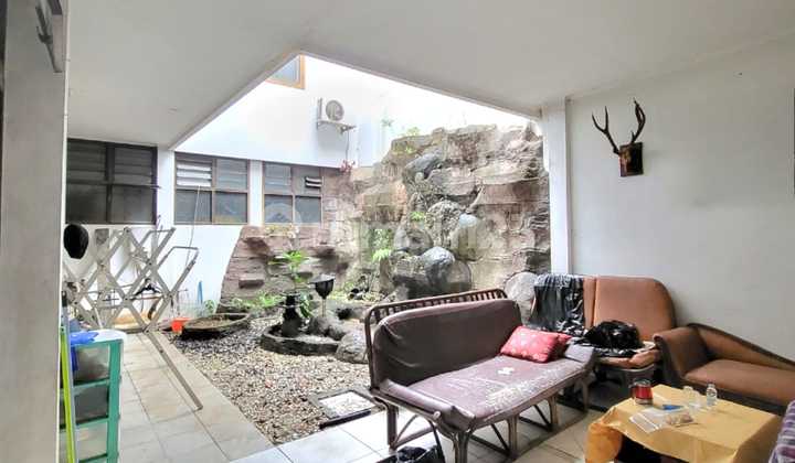 Bintaro Sektor 3 Rumah di Jalan Utama Cluster Camar Mandar Punai