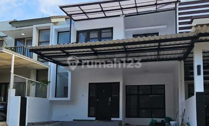 Emerald Townhouse 2-Story Brand New Home Ready to Occupy Discovery