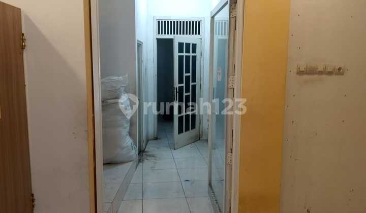 Disewakan Atau Dijual Ruko Tembalang 2