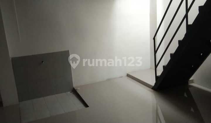 For Rent: House in Puri Anjasmoro Semarang 2