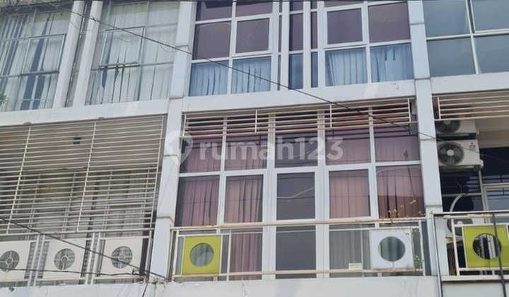 Beautiful Shop House for Sale in Central Semarang 1