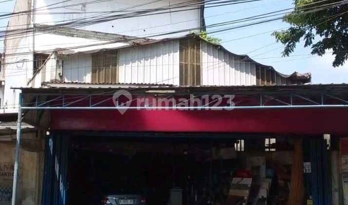 For Sale: House and Business Space 1