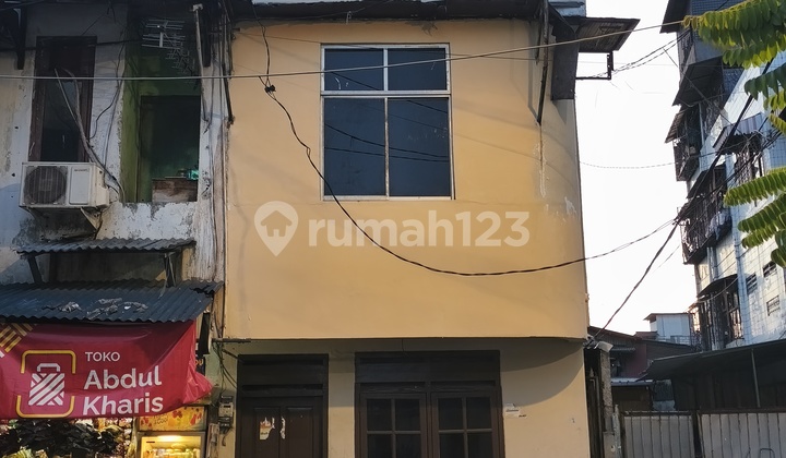 For Rent 3½-Story House In Jembatan Dua Complex – Move-In Ready, Strategic Location Near Pik & Pluit, 28 Million/year For Rent 3½-Story House In Jembatan Dua Complex – Move-In Ready, Strategic Location Near Pik & Pluit, 28 Million/year