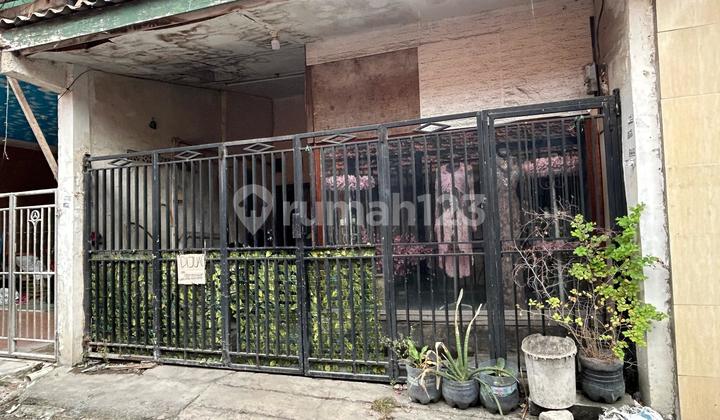 Kalideres Semanan House 100 M² - 3 Bedrooms, East Facing, Negotiable Price