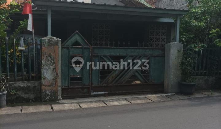 Dijual Rumah Tengah Kota - Menteng Atas, Cocok untuk Hunian atau Usaha