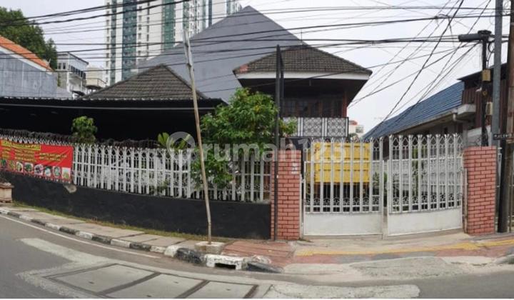 Rumah Besar 450 M² Pinggir Jalan Raya Salemba – Lokasi Super Strategis, Harga Di Bawah Njop Rumah Besar 450 M² Pinggir Jalan Raya Salemba – Lokasi Super Strategis, Harga Di Bawah Njop