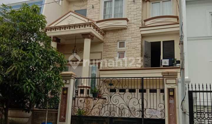 For Sale Luxury House Pantai Indah Kapuk - Fully Furnished, Private Pool, Move-in Ready