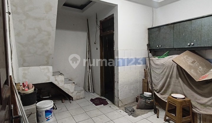 For Rent 3½-Story House In Jembatan Dua Complex – Move-In Ready, Strategic Location Near Pik & Pluit, 28 Million/year For Rent 3½-Story House In Jembatan Dua Complex – Move-In Ready, Strategic Location Near Pik & Pluit, 28 Million/year