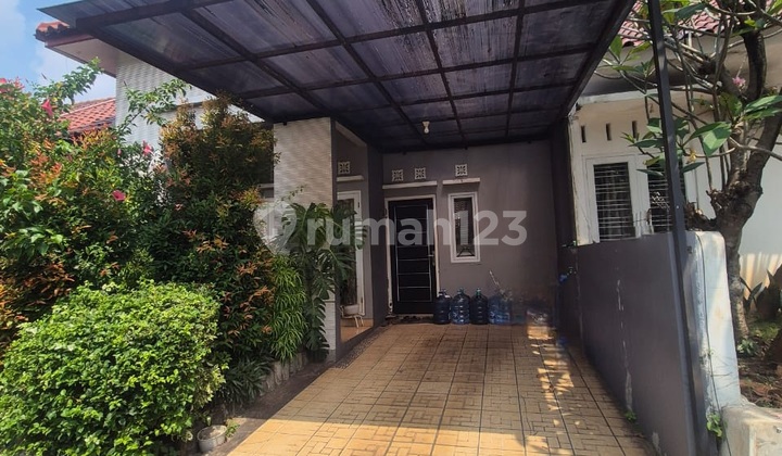 Ready-to-Live Cluster in Cirendue, East Ciputat 2