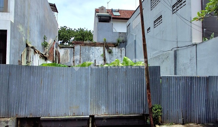 Premium and Elite Pondok Indah Area Land Ready for the Construction of a Serene Residence Premium and Elite Pondok Indah Area Land Ready for the Construction of a Serene Residence