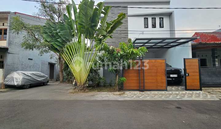 Rumah Moderen Minimalis Di Cornelia Residen Graha Raya Bintaro