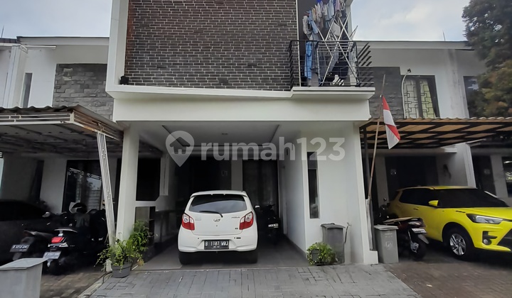 Rumah Minimalis Bagus Siap Huni di Graha Raya. (88030)