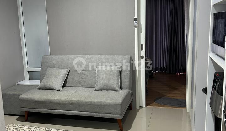 Dijual Unit Apartemen Breeze Full-Furnished Siap Huni 2