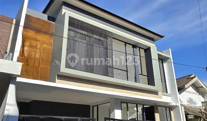 Modern Tropical House Bintaro Modern Tropical House Bintaro
