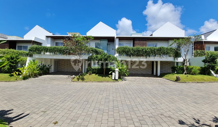 Six - Bedroom Villa With Green Hills, Sunset & Ocean View - Ungasan