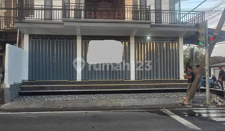 Ruko Lokasi Hook Strategis Lukluk, Badung