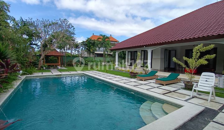 Villa 15 Are with Swimming Pool & Large Garage in Gianyar