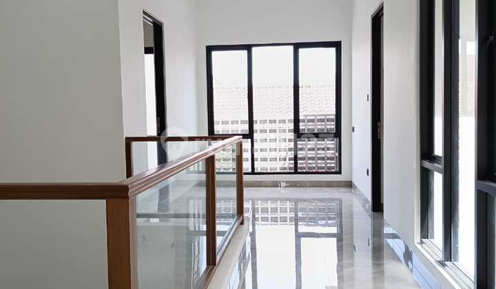 New Premium & Smart Home ready for occupancy in BSD 2