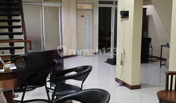 Rumah Cocok Utk Usaha,Lokasi Rame Sekali 2