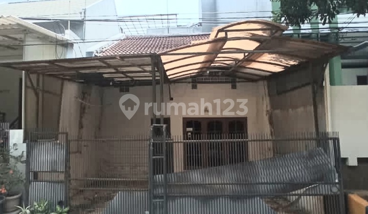 Rumah Tua, Hitung Tanah, Murah. Klp Gading