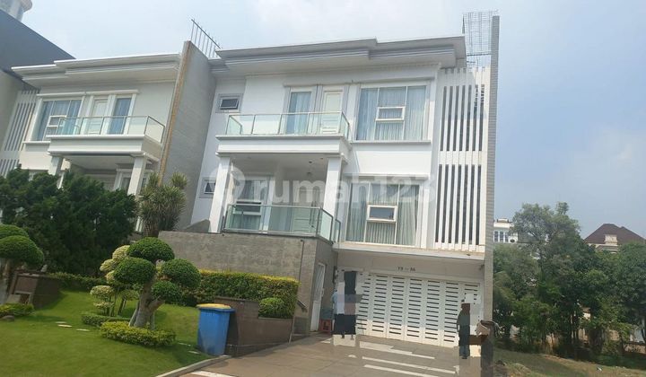 For Sale House in Lotus Palace Pantai Indah Kapuk, North Jakarta 1