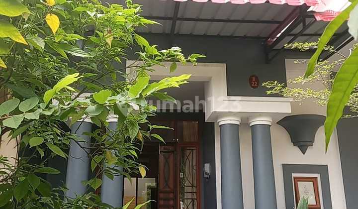 Dijual Cepat - Harga Nego! Rumah 2 Lantai Casablanca - Sebrang Rs Awal Bros