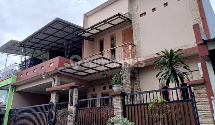 Dijual Rumah 2 Lantai Lokasi Strategis Dekat Imperial Golf #ED11 Dijual Rumah 2 Lantai Lokasi Strategis Dekat Imperial Golf #ED11