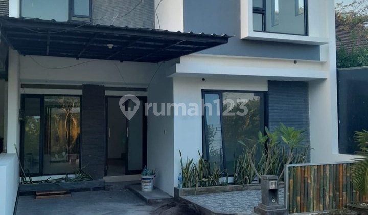 2-Story House in a Safe Environment with One Gate System, Freehold Title