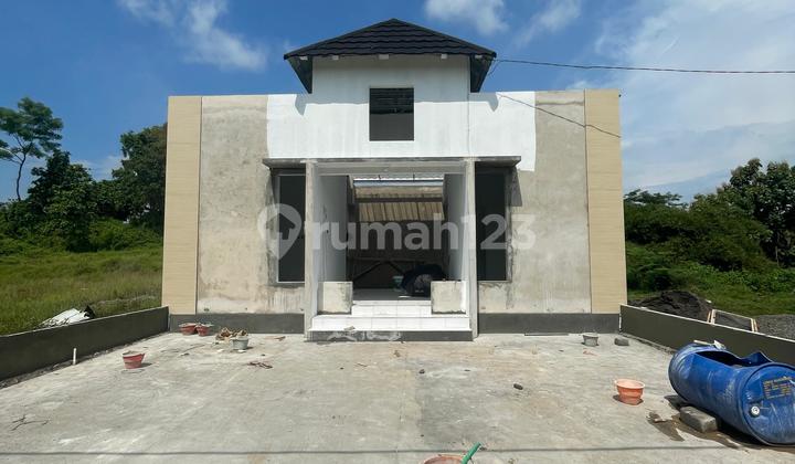 2 Bedroom Hook House with High Investment Return