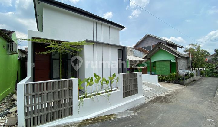 For Sale, Move-In Ready 2-Bedroom House Near UII Campus. For Sale, Move-In Ready 2-Bedroom House Near UII Campus.