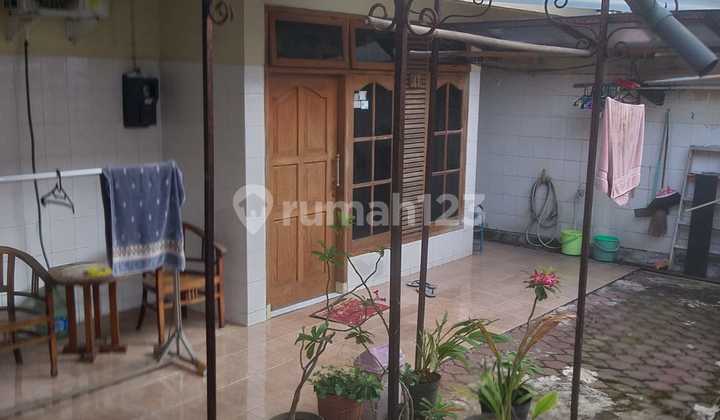 Rumah 1Lantai Pusat Kota Dekat Akpol Sejuk Nyaman 2