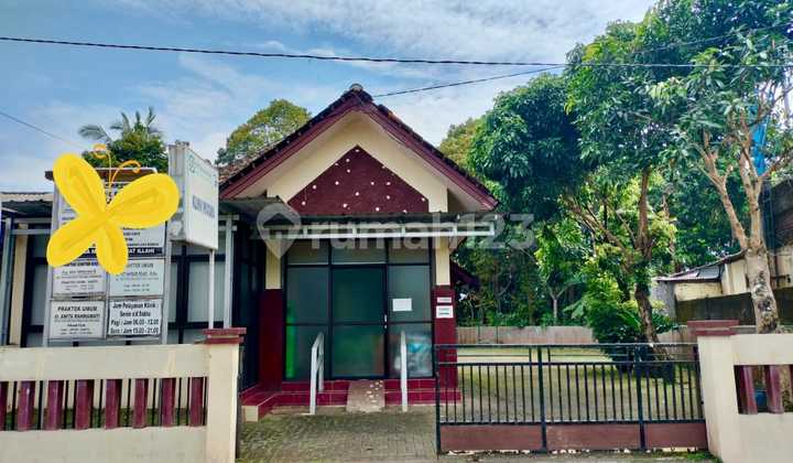 House and Mangunsari Sejuk Clinic Business 1