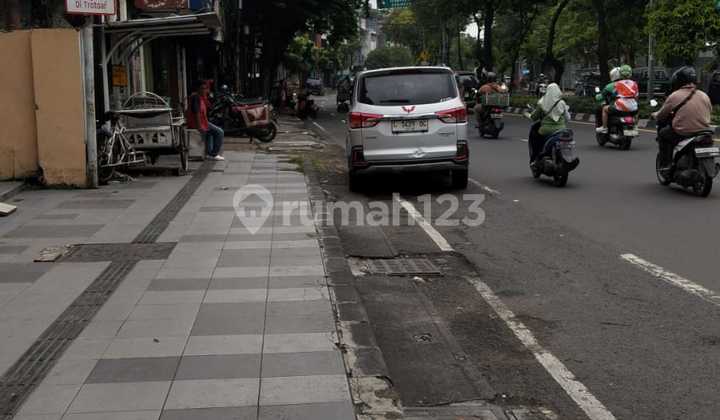 2-Story Shop House Ready for Use in a Strategic Area, Suitable for Expedition Offices, Pharmacies, Clinics, Cafes, etc. in Kusuma Bangsa, Surabaya 2