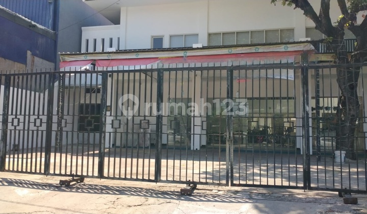 2-Story Shop House Ready for Use Right on 0 Jemursari Main Road, Highly Strategic for Restaurant, Pharmacy, Bank, Clinic, etc. Businesses 2