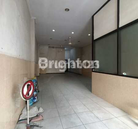 3.5 Story Ruko Ready to Use, Highly Profitable for Various Businesses in the Gate Away Waru Ruko Complex. 2